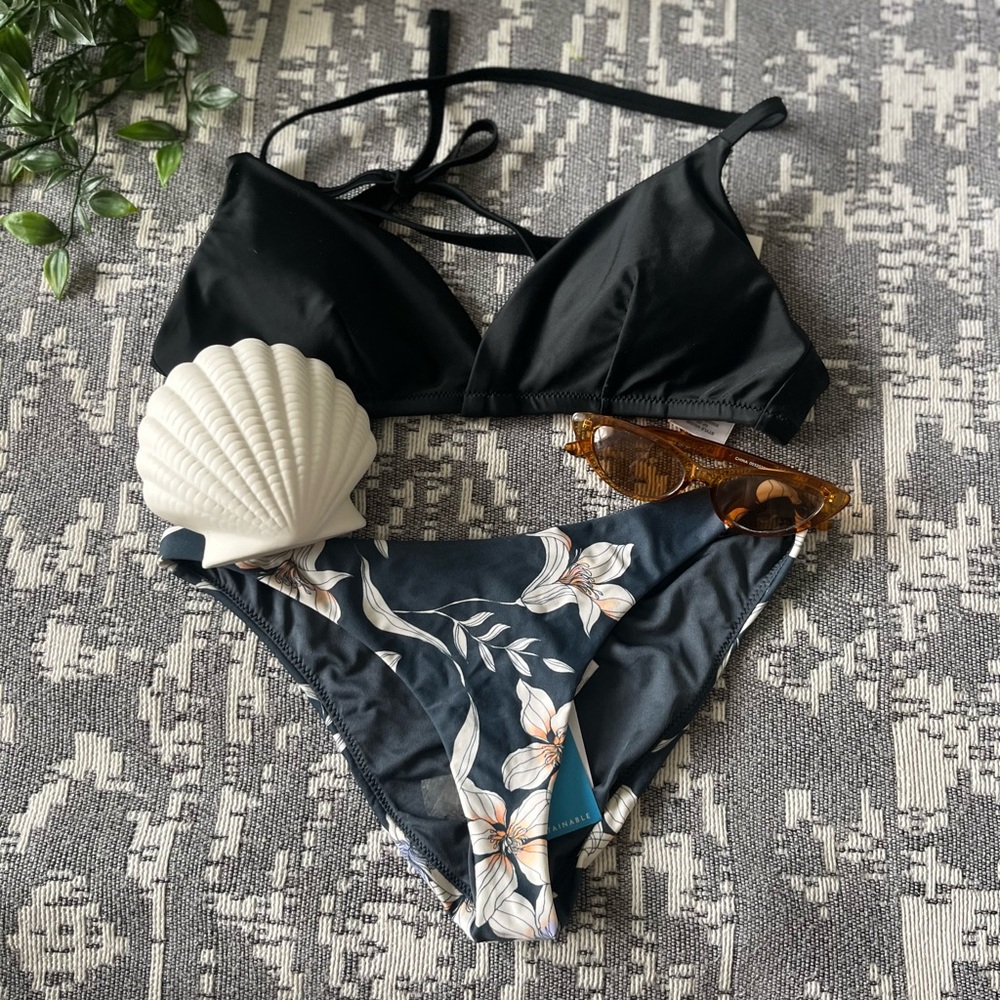 Floral Bikini bottoms